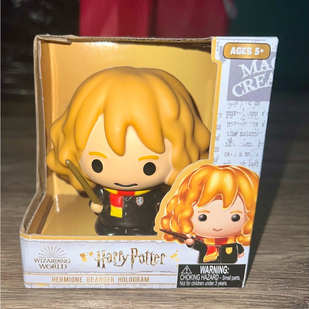 Hermione Granger Harry Potter Wizarding World 4” Vinyl Hologram Figure Series 2